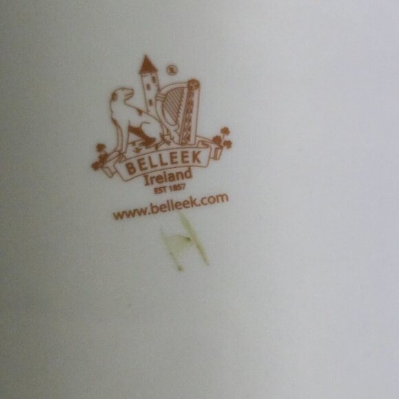 Balleek Pottery Ireland Tara Collection Celtic Knot Chamrock Compote - Picture 5 of 5